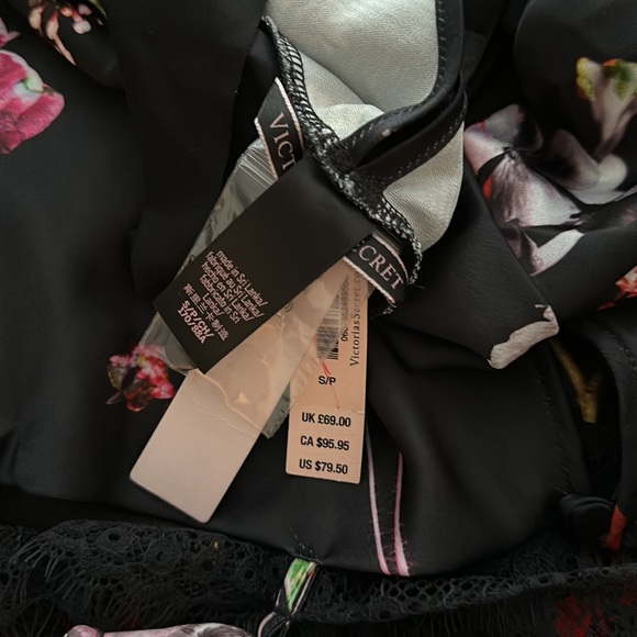 Bodysuit with back cut out - Picture 3 of 3